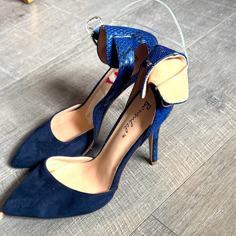 Bonnibel Navy Blue Heels